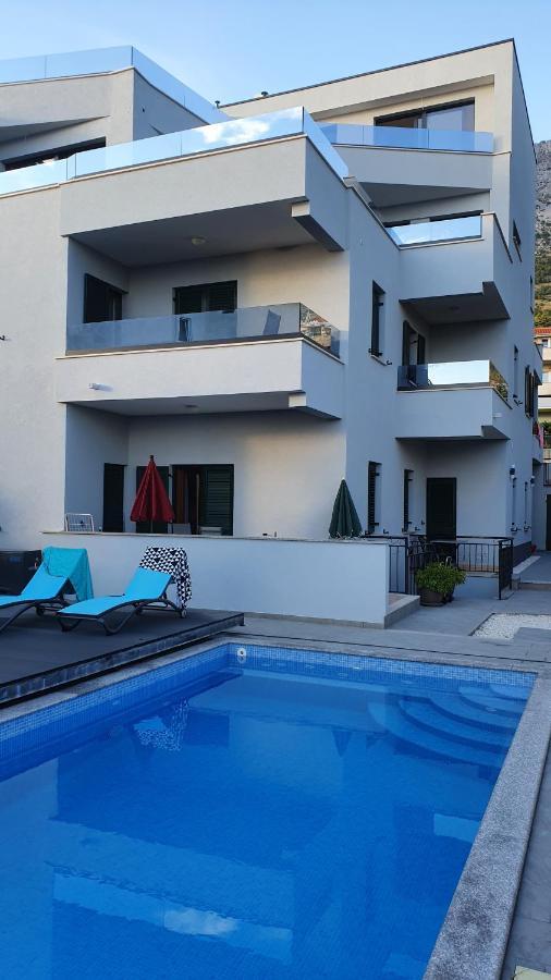 Apartments Marina Omiš Eksteriør bilde