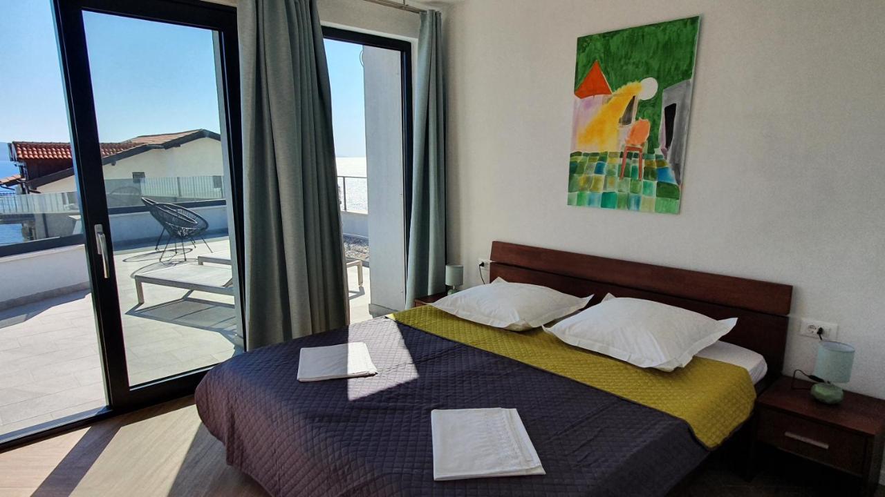 Apartments Marina Omiš Eksteriør bilde